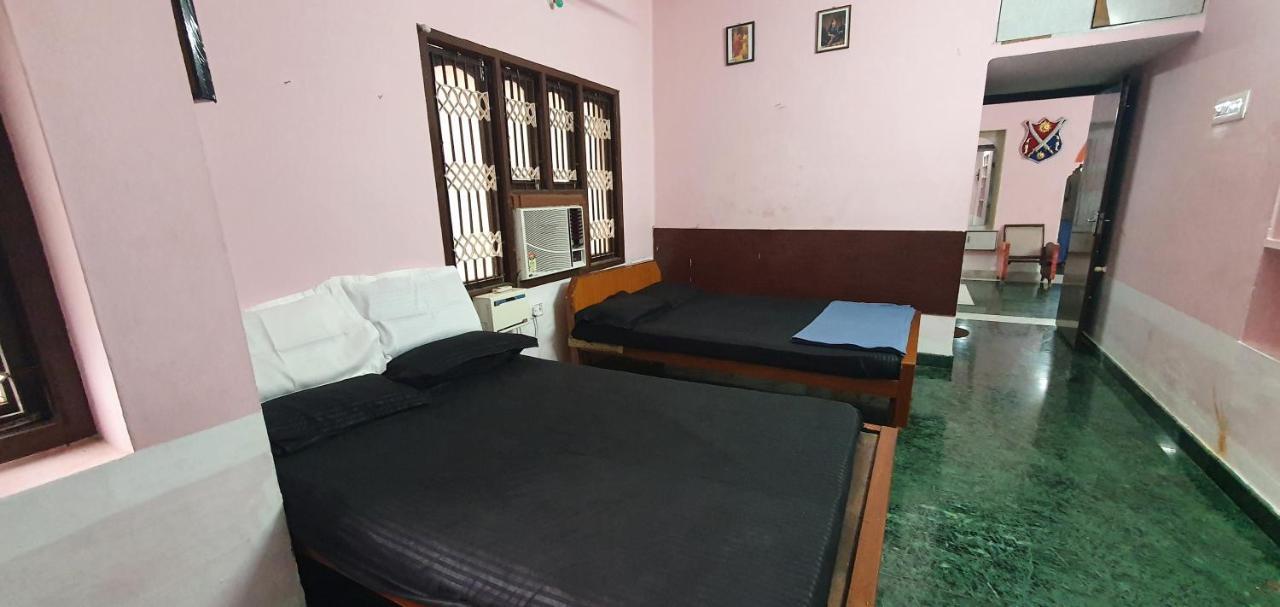 Oonjal Veedu-Renovated Recently Kuttālam Exterior foto